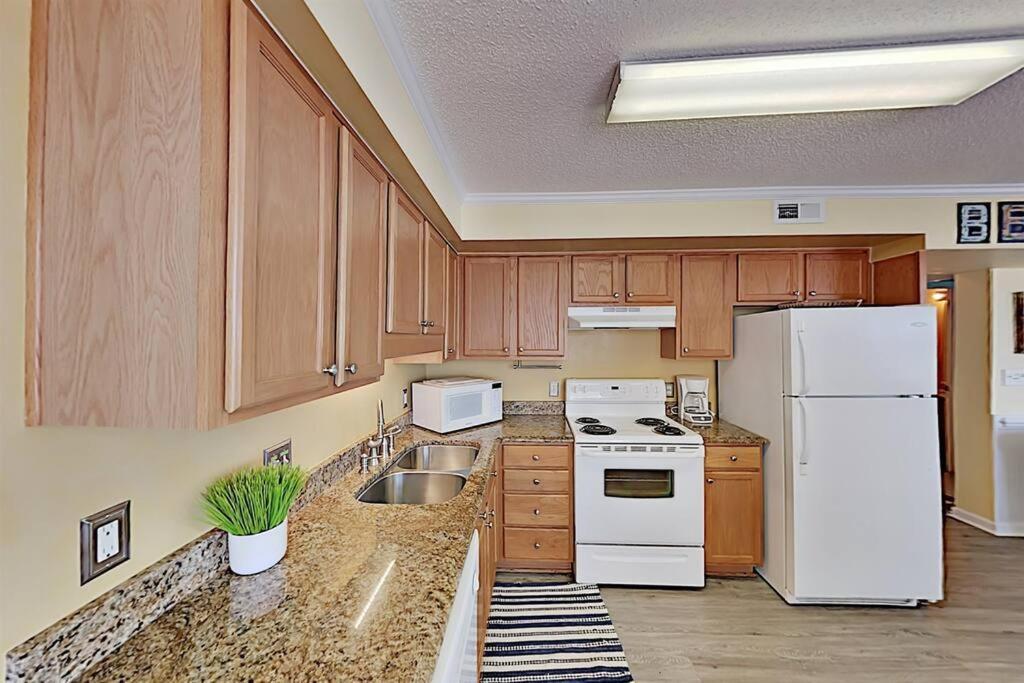 *2Br Oceanfront Retreat*King Ensuite*Pool*Nmb Cherry Grove*Pc4 Myrtle Beach Esterno foto