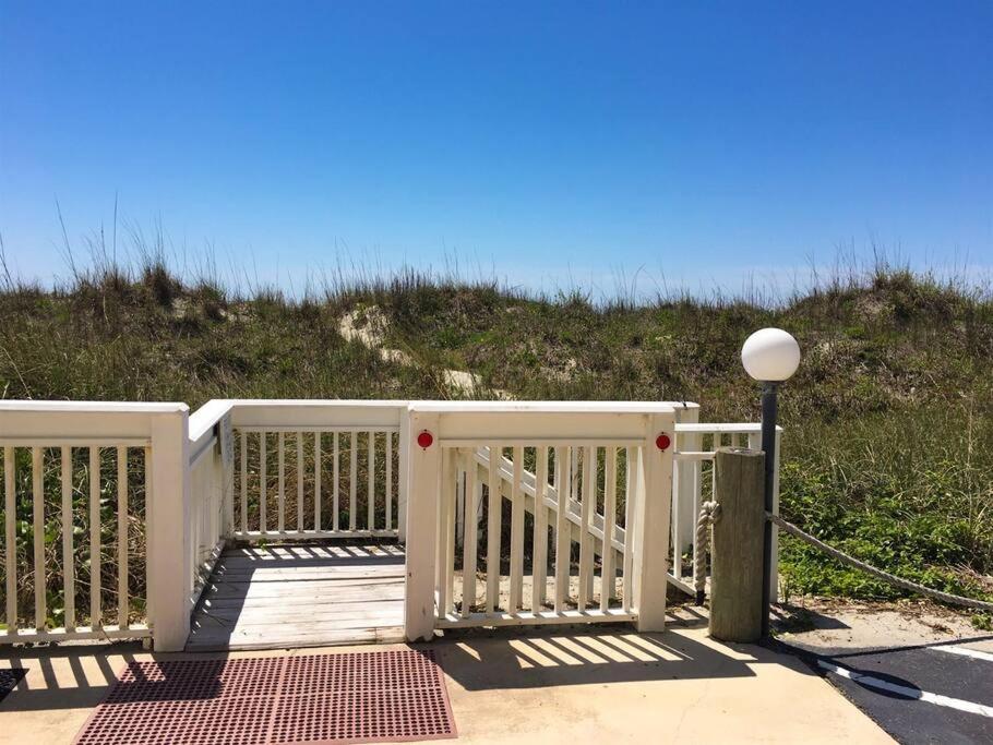 *2Br Oceanfront Retreat*King Ensuite*Pool*Nmb Cherry Grove*Pc4 Myrtle Beach Esterno foto